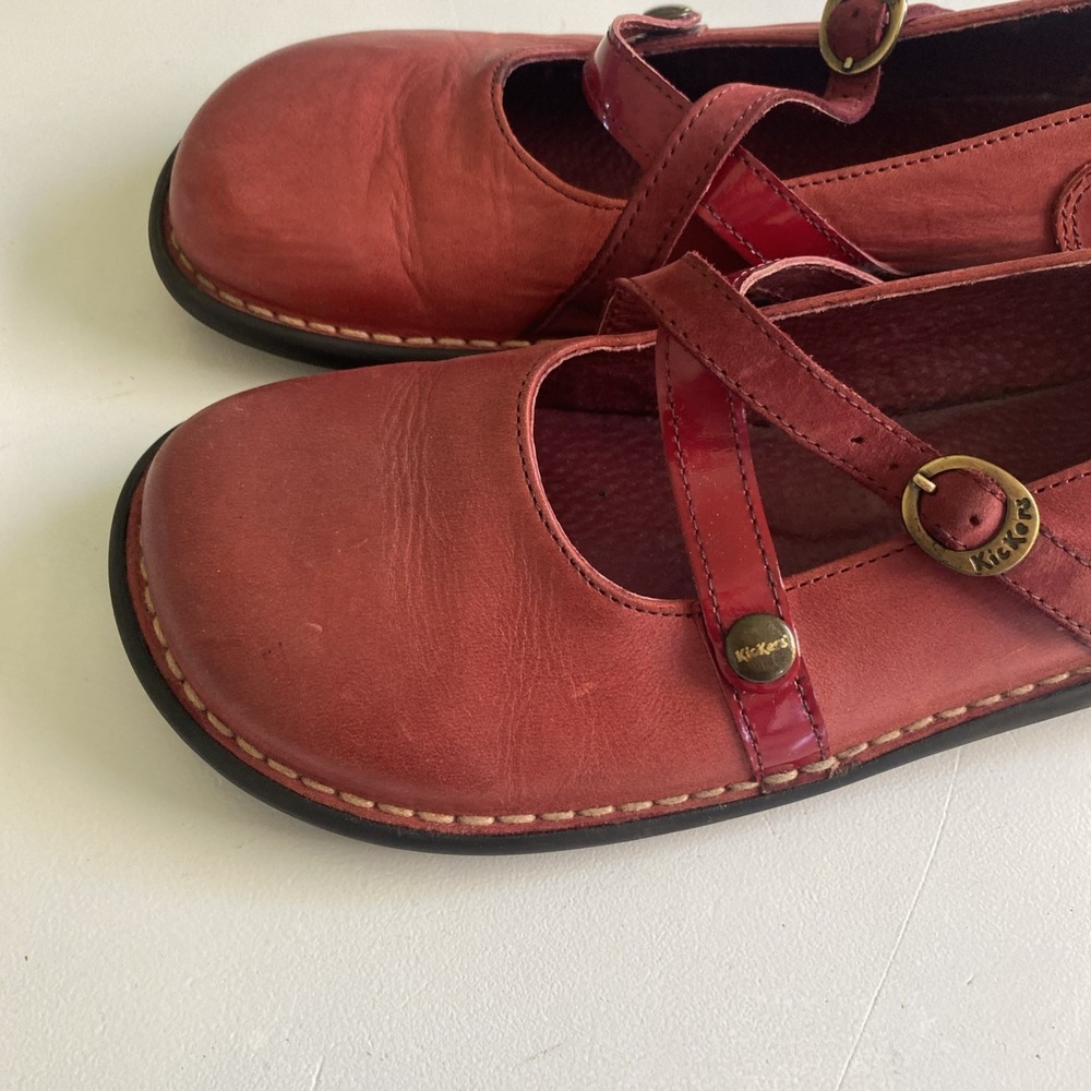 Kickers Leather Mary Jane Buckle Shoe Red Flats EU 41 US 9 Comfort Walking - Picture 6 of 14